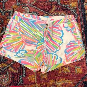 Lilly Pulitzer shell shorts